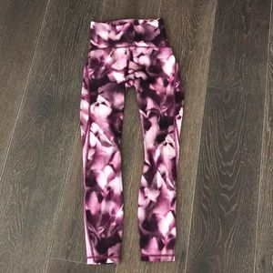 lululemon mesh magenta leggings